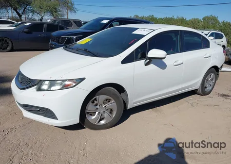 2015 Honda Civic Lx z USA, uszkodzony, nr VIN 2HGFB2F56FH518848
